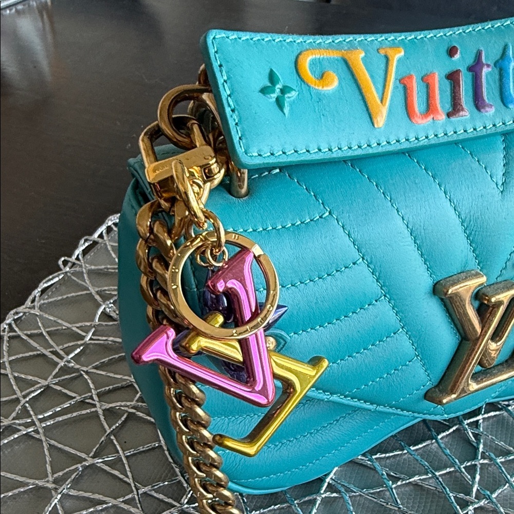 Louis Vuitton Turquoise Quilted Chain Shoulder Bag with a LV purse charm - Picture 5 of 11